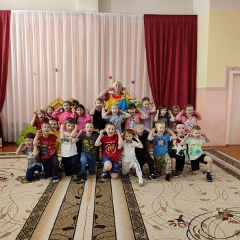 "День смеха"