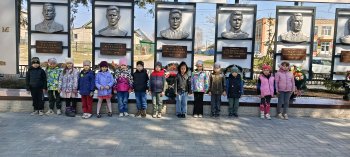 Экскурсия к памятнику погибшим ВОВ.